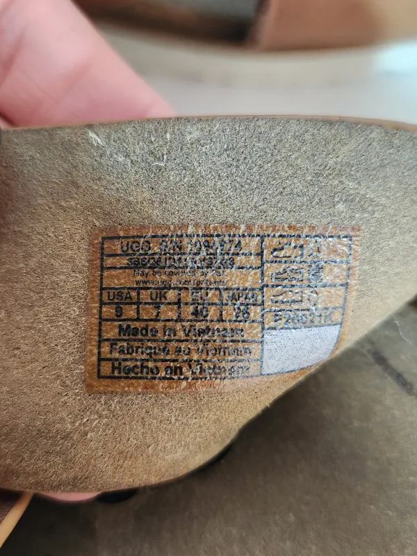 UGG Kari Brown Leather Strappy Sandals Size 9 - Image 10