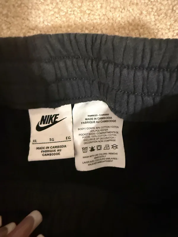 Nike Hoodie - Image 4