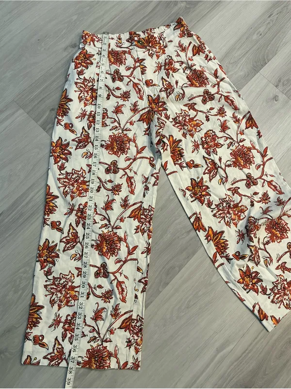 Marc New York White Pants with‎ Orange Floral Accents 55% Linen - Image 9