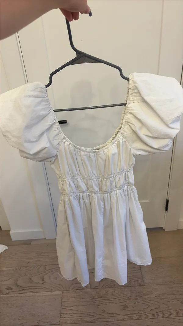 Hollister White Babydoll Dress - Image 4