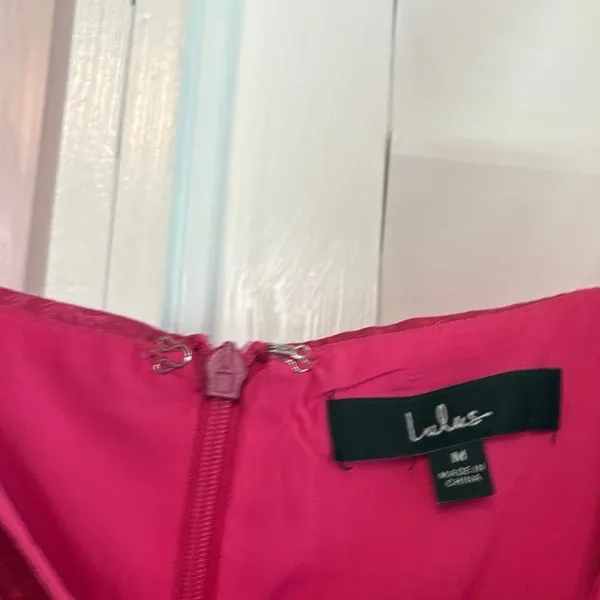 Lulu's Pink‎ Dress Size Medium - Image 10