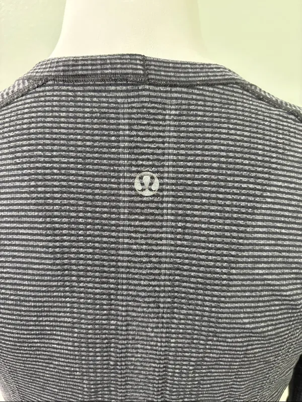 Lululemon run swiftly gray black long sleeve top 8 - Image 13