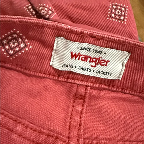 NWT Wrangler Women's High Rise Bold Boot Jean Diamond Bay 6/28X30 - Image 10