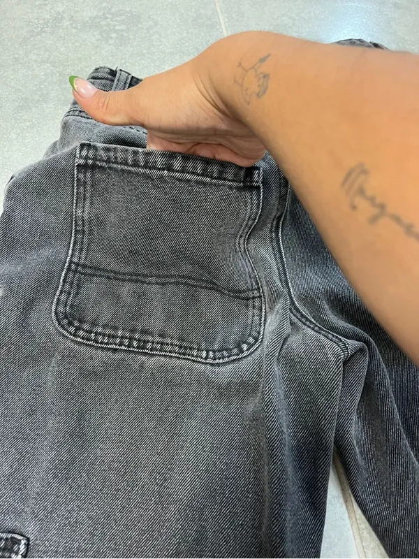 Edikted Black Wide Leg Carpenter Jeans with Front Patch Pockets - Image 5