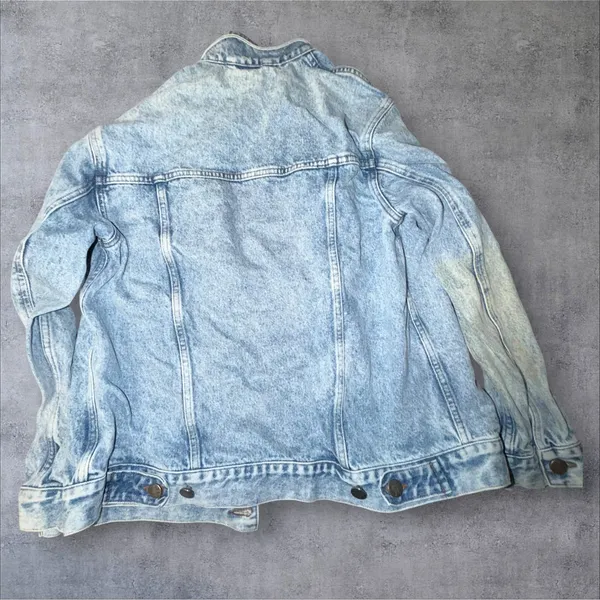 BDG Urban Outfitters Acid Wash Denim Trucker Jacket Light Blue Women Medium - Image 2