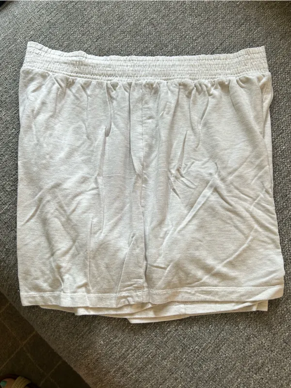 Gap Light Heather Gray/Cream Elastic Waistband Sleep Shorts | Size Large - Image 3