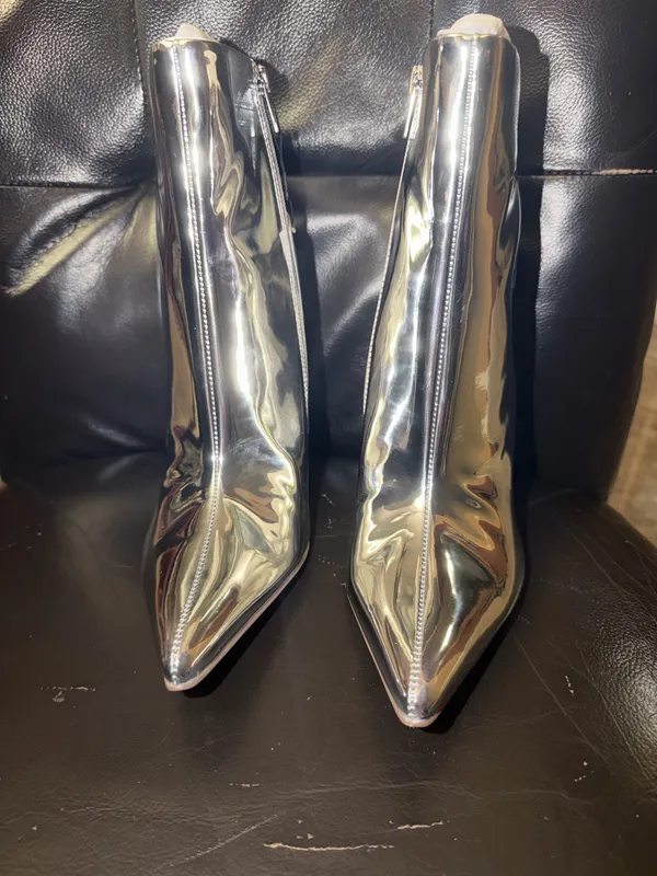 Boots Silver Size 8 - Image 3