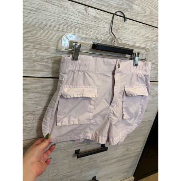 Urban Outfitters Womens Cargo Shorts Light Purple Utility Dolphin Hem Size M - Image 3