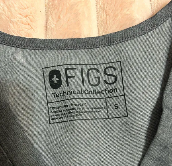 FIGS Scrub Top - Image 2