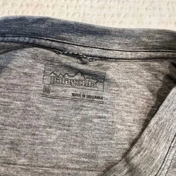Patagonia dark gray twisted back long sleeve top for women size M - Image 3