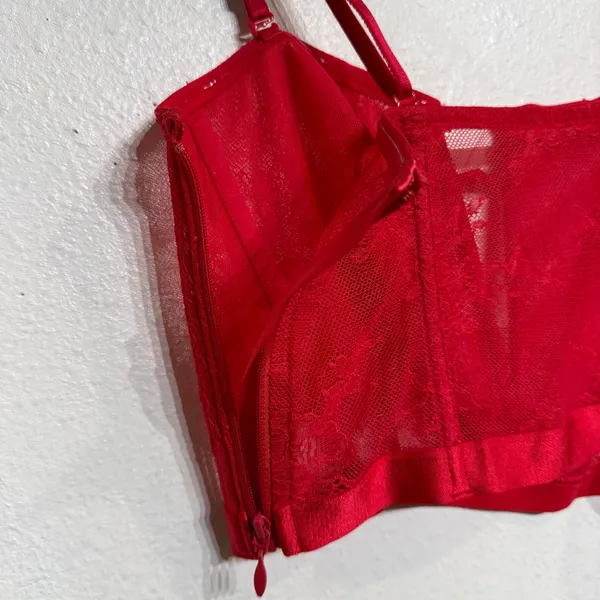 Victoria's Secret Red Very Sexy Deep V Corset Lace Bra Sz M NWT - Image 10