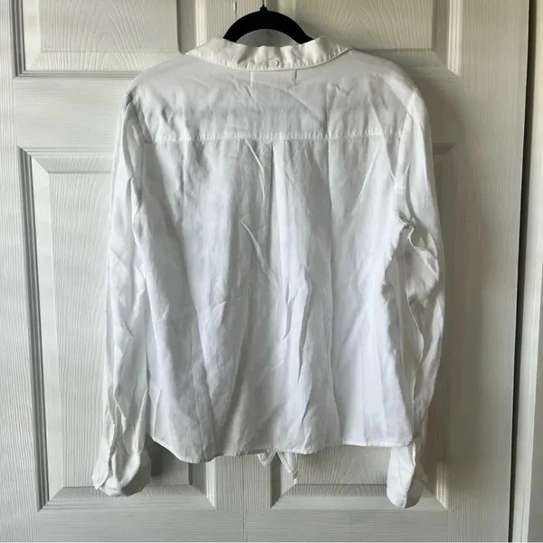 Tencel Anthropologie Cloth & Stone Button down Blouse Shirt Size Med - Image 6