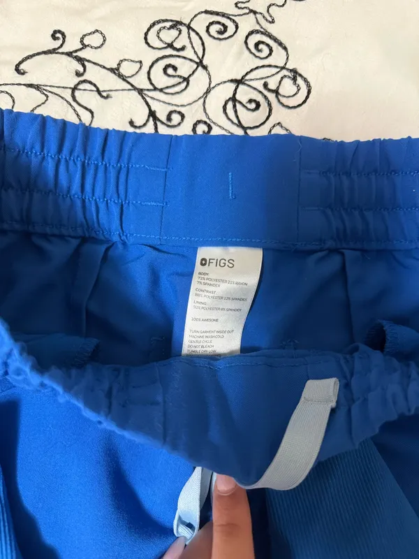 FIGS Scrub Pants Jogger - Image 2