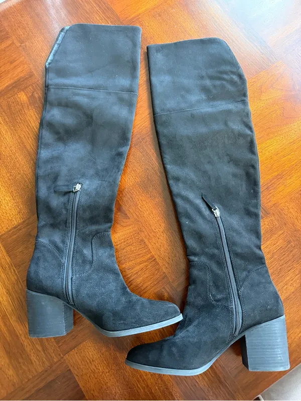 BP over-the-knee black suede boots size 9 - Image 5
