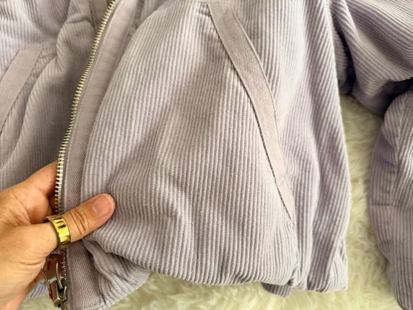 Urban Outfitters Lavender Corduroy Sherpa-Lined Hooded Jacket Size Small - Image 2