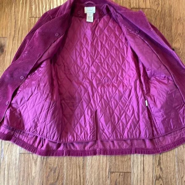 L.L. Bean pink corduroy lined jacket size medium - Image 9