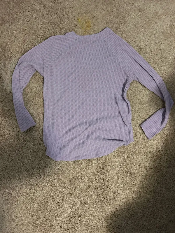 Light Purple American Eagle Sweater - Image 3