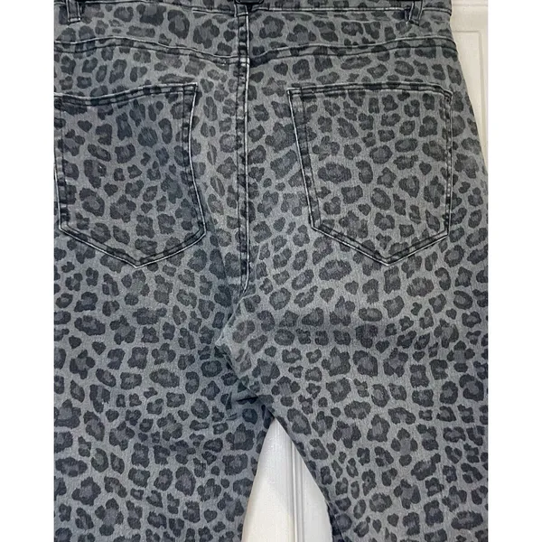 H&M Grey Leopard Animal Print Super Skinny Denim Jeans Raw Hem S - Image 6