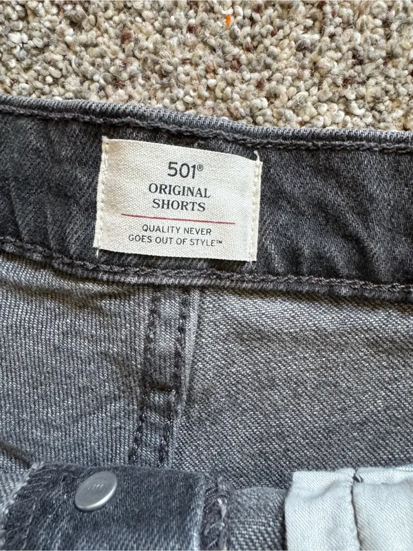 Levi's original 501 Black Frayed Hem High-Rise Denim Shorts - Image 4