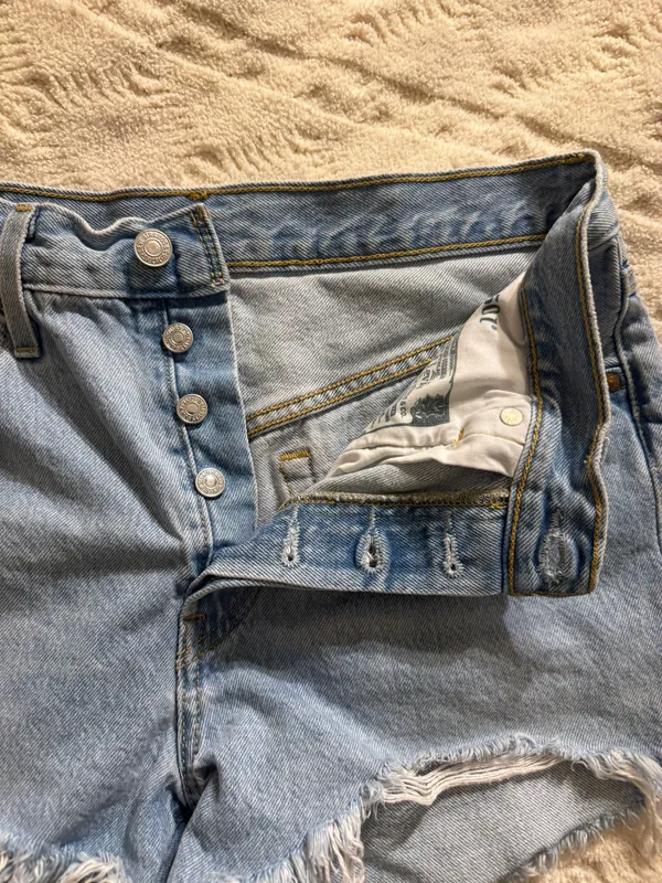 Levi's 501 Shorts - Image 2