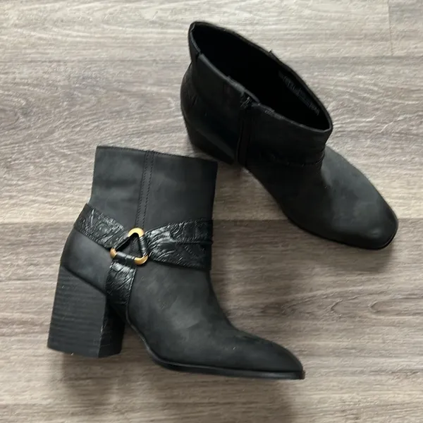 Vionic Carnelia Black Leather Ankle Boots Waterproof Booties with Buckle 7 - Image 3