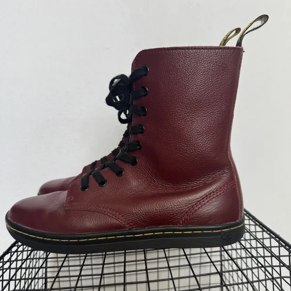 Dr. Martens Stratford Oxblood Leather Floral 9-Eye Combat Boots Women’s 8 - Image 15
