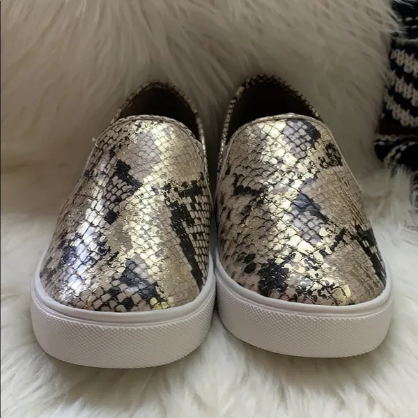 steve madden• safary python snakeskin metallic sneakers - Image 80