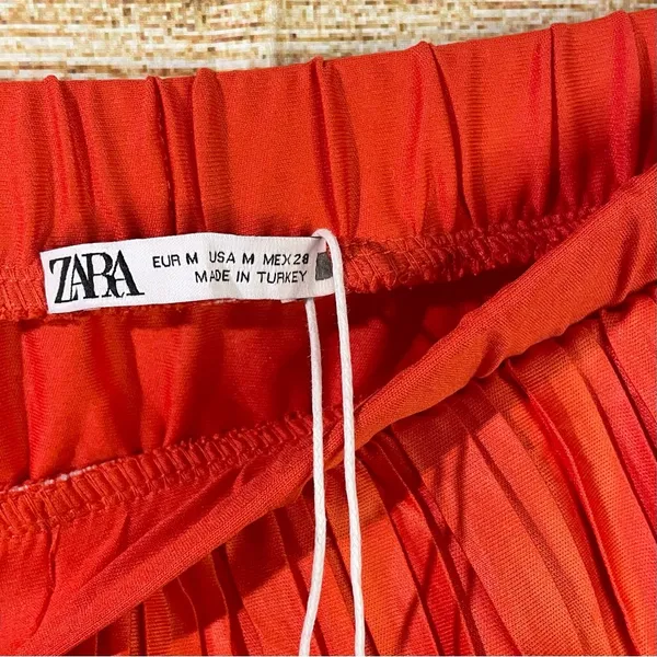 Zara pleated tiered orange pull-on mini skirt women’s Size Medium Bloggers Fav - Image 5