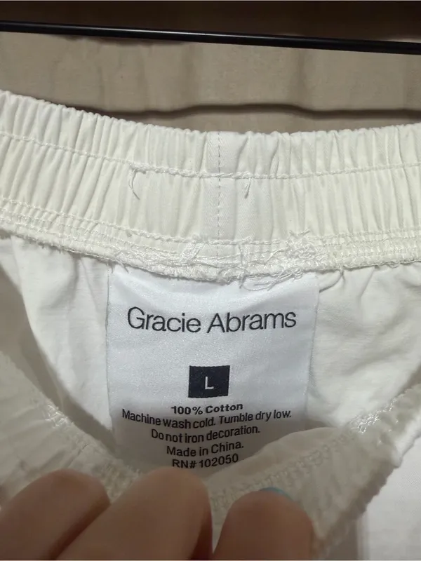 Gracie Abram’s shorts Size L - Image 3