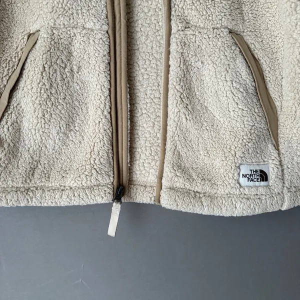 The‎ North Face sz S cream fleece jacket - Image 3