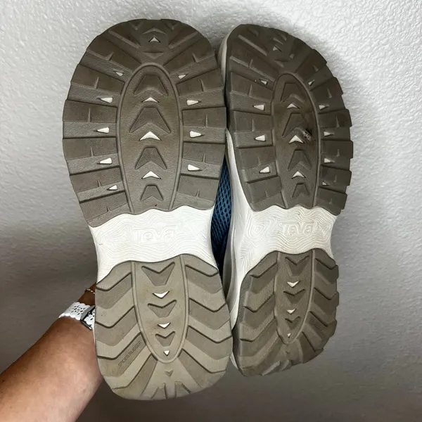 Teva Outflow Universal water shoes in Citadel blue WOMENS 9 - Image 5