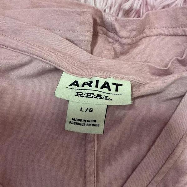 ARIAT Pink‎ V-Neck T-Shirt Casual Everyday Tee Basic Top - Image 5