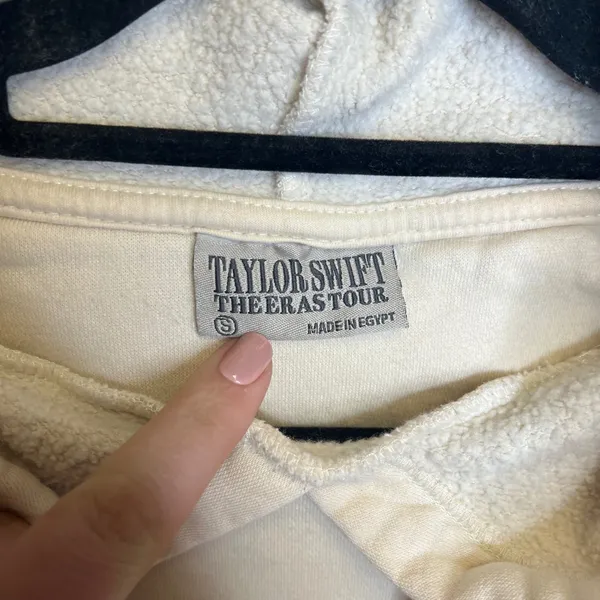 Taylor Swift‎ The Eras Tour Hoodie Beige Cream Graphic Concert Merch Small - Image 6