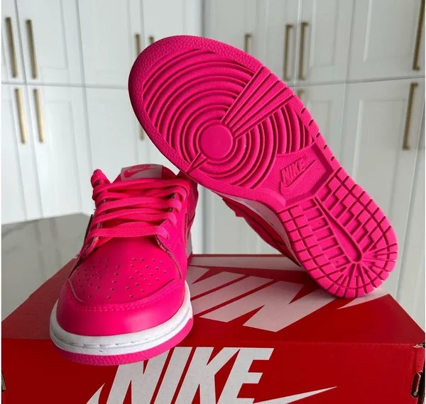 Nike Dunk Low Hyper Pink Sneakers - Image 5