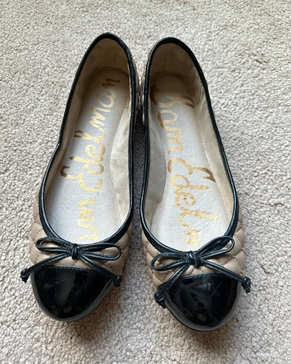 Black and Nude Ballet Flats - Image 5