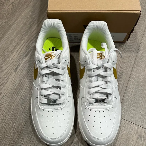 Nike W Air Force 1 '07 NN Nature White Bronzine Gold DV3808-101 Women's 7.5 - Image 4
