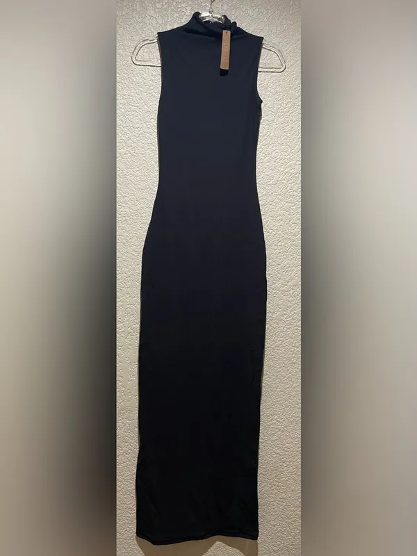 SKIMS NWT Onyx Black Sleeveless Mock Neck Maxi Dress Size XS - Image 3