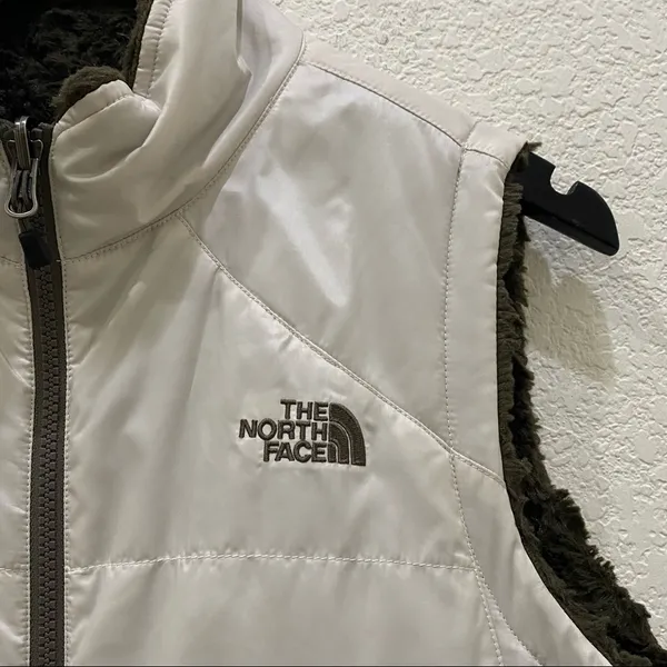 The North Face Mossbud Reversible Vest Jacket M - Image 8