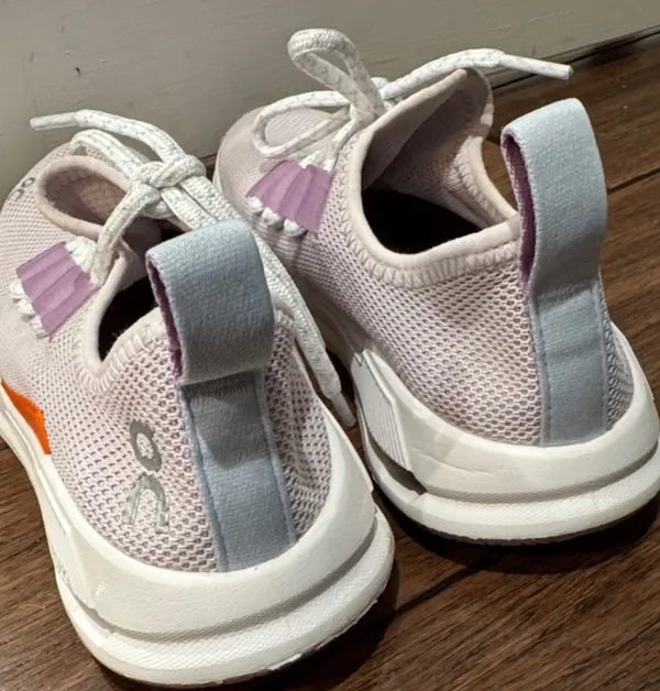 On Cloudeasy Running Lilac Mesh Athletic Sneakers - Image 8