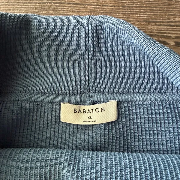 Aritzia Sculpt Knit Off The Shoulder Top - Image 2