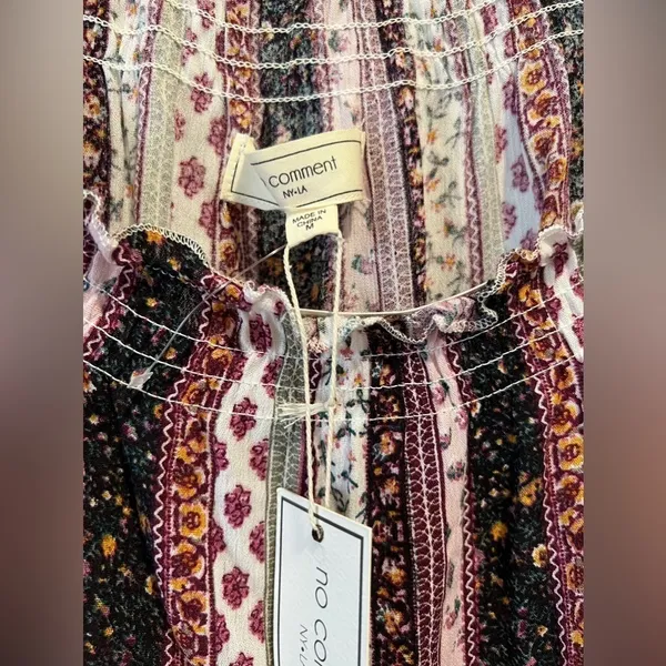 No Comment Smocked Printed Bell Sleeve Off The Shoulder Peasant Blouse. Size M - Image 3