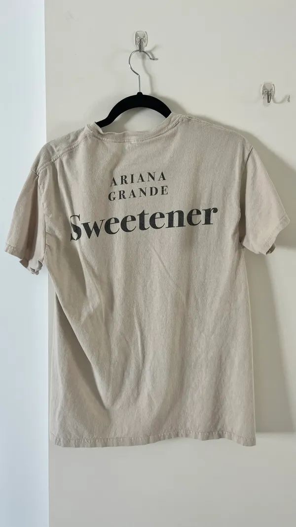 Ariana Grande Sweetener Tour Tee - Image 3