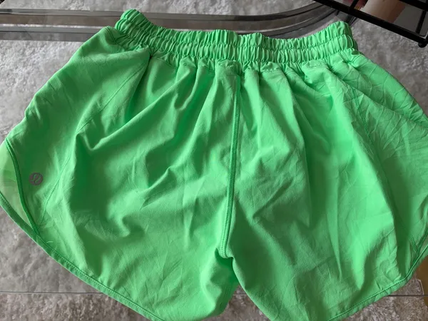 Lululemon Hot Hot Shorts - Image 2