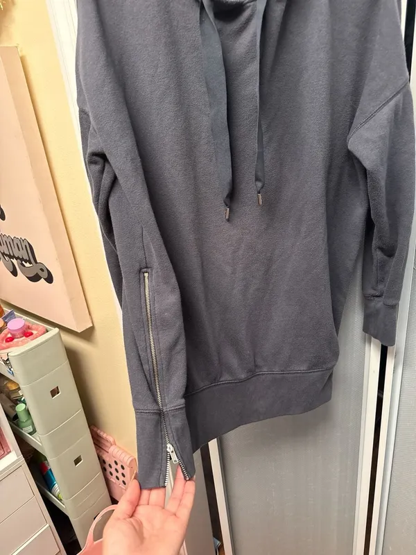 Aerie Charcoal Gray Side Zip Over-Sized Travel Hoodie - Image 3