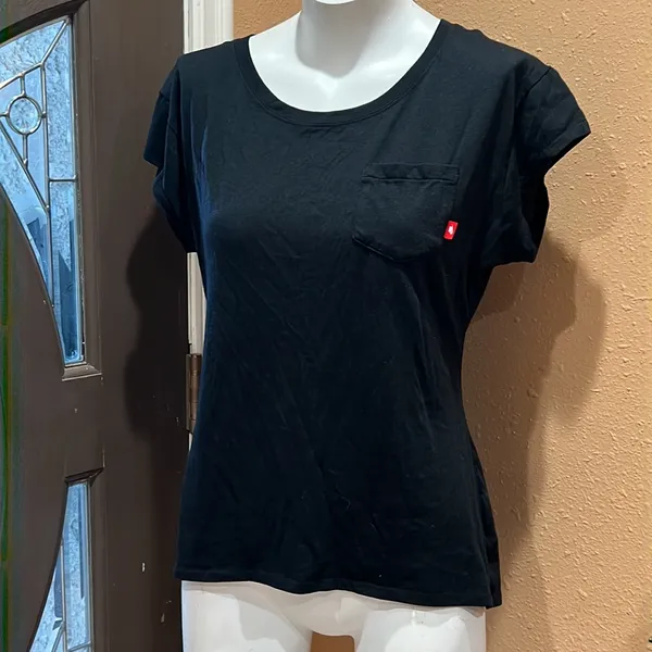 Nike black short sleeve T-shirt medium - Image 2