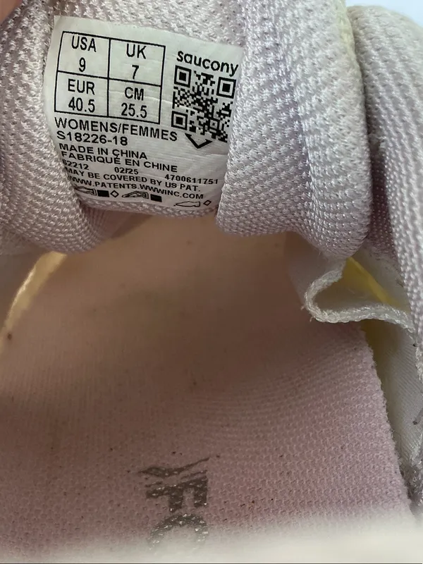 Saucony Women's Cream Running Sneakers with Pastel Pink and Orange Accents - Image 8