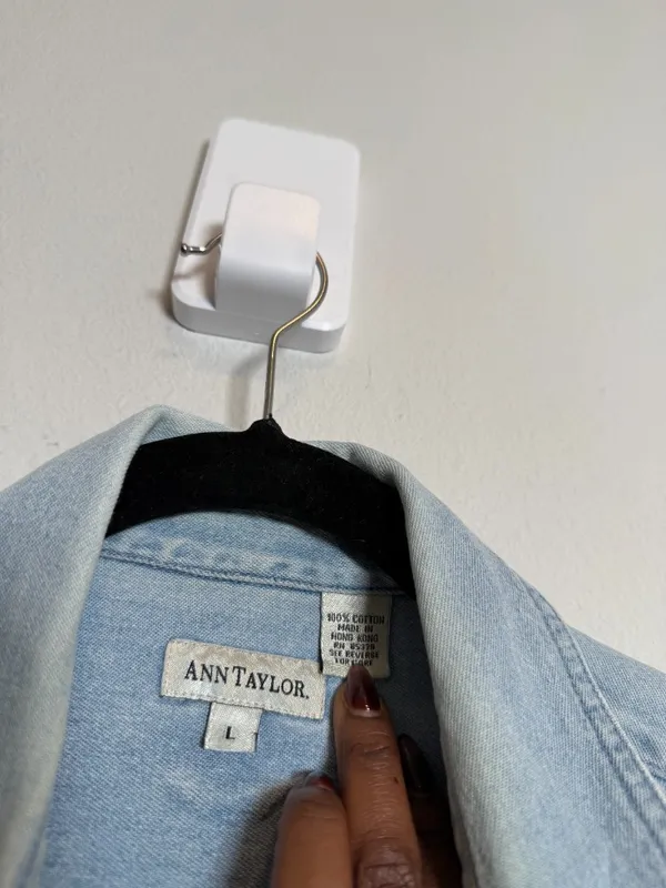 Ann Taylor Vintage Denim oversize Button up shirt - Image 4