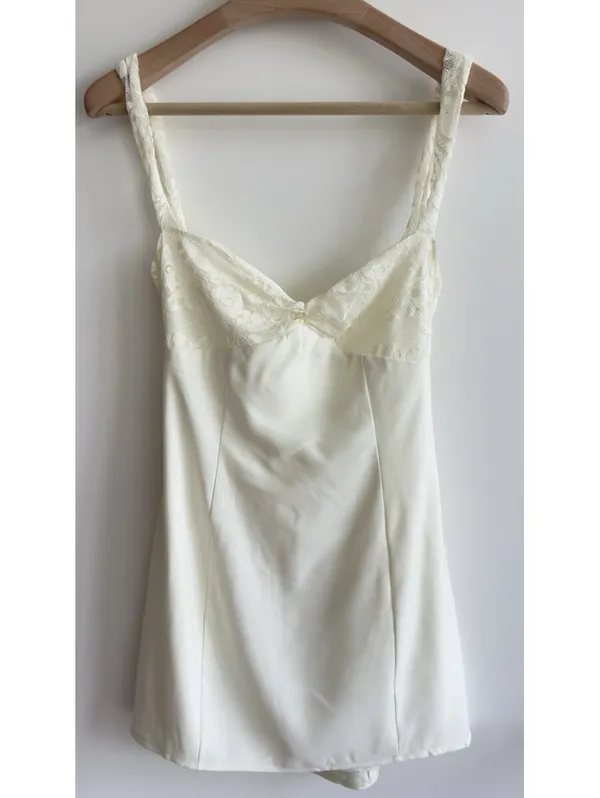 White Fox No You Hang Up Cream Lace Mini Dress M NWT Bodycon Party - Image 3