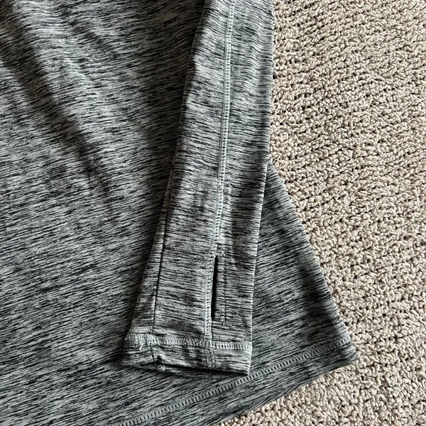 MoreUltra Gray Quarter - Image 4