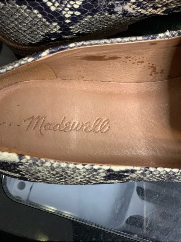 Madewell Leather Snake-Print Slip-On Loafers in Grey and Black Size-8 Edgy Chic - Image 2